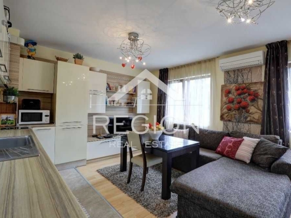 Дава се под наем Двустаен апартамент в Варна, Център - 60 кв.м за 510 € - Снимка #1