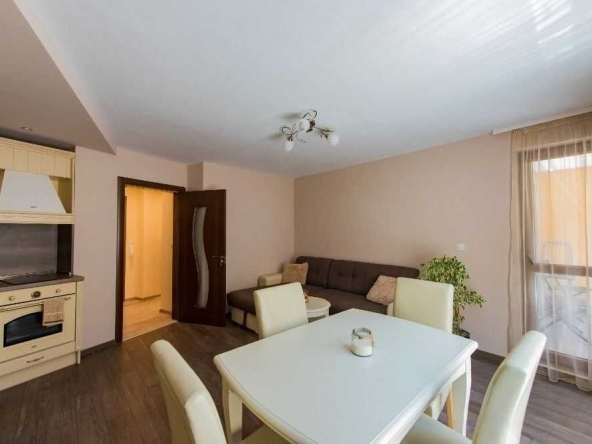 Тристаен апартамент в София, Дианабад - 950 кв.м за 205 €/кв.м - Снимка #1