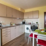 Дава се под наем Двустаен апартамент в София, Борово - 78 кв.м за 377.4 € - Снимка #1