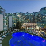 Двустаен апартамент в Приморско - 90 кв.м за 680 €/кв.м - Снимка #1