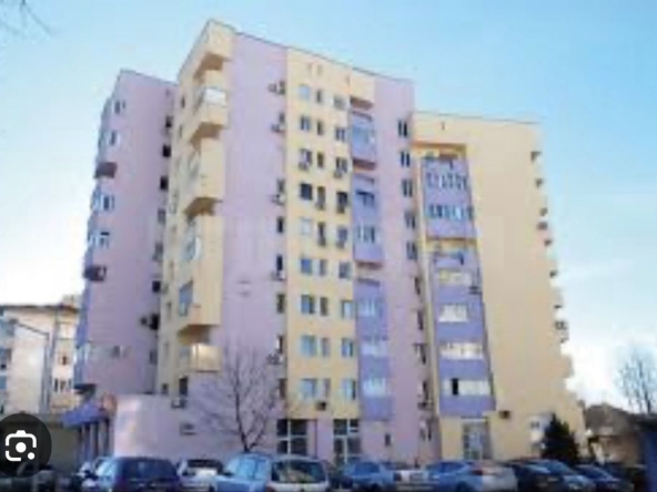 Тристаен апартамент в Плевен, Дружба 1 - 110 кв.м за 1337 €/кв.м - Снимка #1