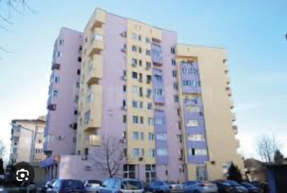 Тристаен апартамент в Плевен, Дружба 1 - 110 кв.м за 1337 €/кв.м - Снимка #1