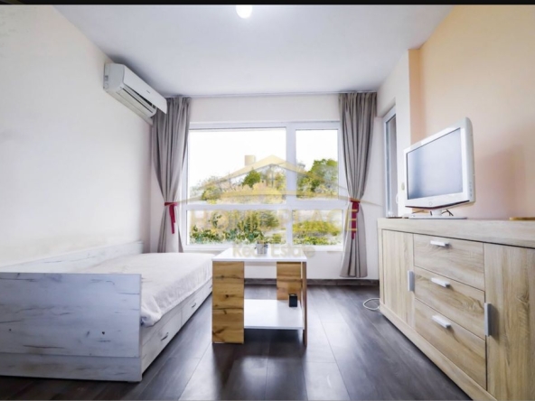 Дава се под наем Двустаен апартамент в Шумен, Болницата - 55 кв.м за 357 € - Снимка #1