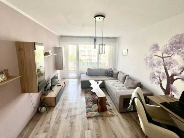 Дава се под наем Двустаен апартамент в София, Света Троица - 66 кв.м за 479.4 € - Снимка #1