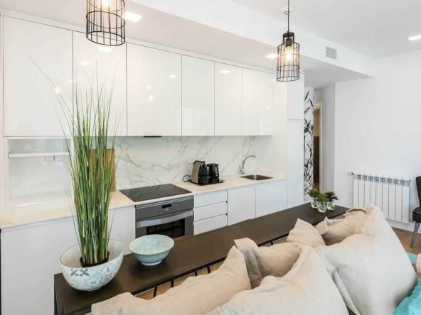 Тристаен апартамент в София, Дианабад - 109 кв.м за 1734 €/кв.м - Снимка #1