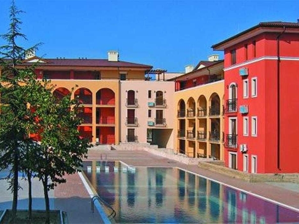 Двустаен апартамент в Обзор - 65 кв.м за 1000 €/кв.м - Снимка #1