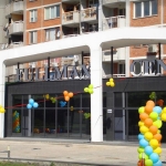 Двустаен апартамент в Варна, Погреби - 64 кв.м за 1275 €/кв.м - Снимка #1