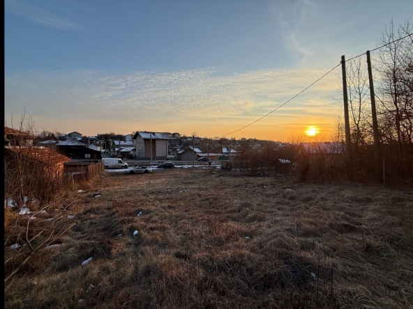 Парцел в с. Дивотино, Област Перник - 600 кв.м за 72 €/кв.м - Снимка #1