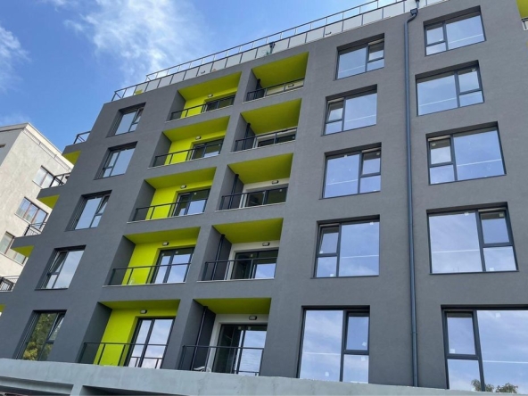 Дава се под наем Гараж / Паркомясто в Варна, Автогара - 15 кв.м за 30600 € - Снимка #1