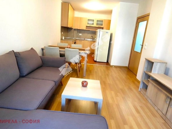 Дава се под наем Двустаен апартамент в София, Витоша - 65 кв.м за 650 € - Снимка #1