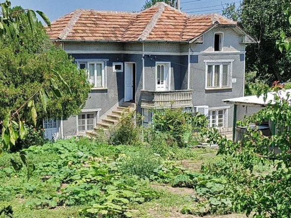 Къща в с. Овча могила, Област Велико Търново - 200 кв.м за 77 €/кв.м - Снимка #1