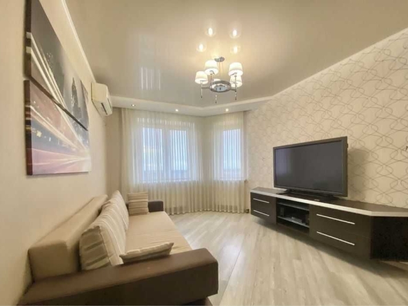 Дава се под наем Двустаен апартамент в София, Младост 1 - 69 кв.м за 408 € - Снимка #1