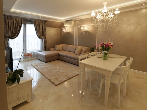 Дава се под наем Двустаен апартамент в Варна, Център - 65 кв.м за 1200 € - Снимка #1