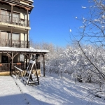 Хотел в с. Орешак, Област Ловеч - 970 кв.м за 237 €/кв.м - Снимка #1