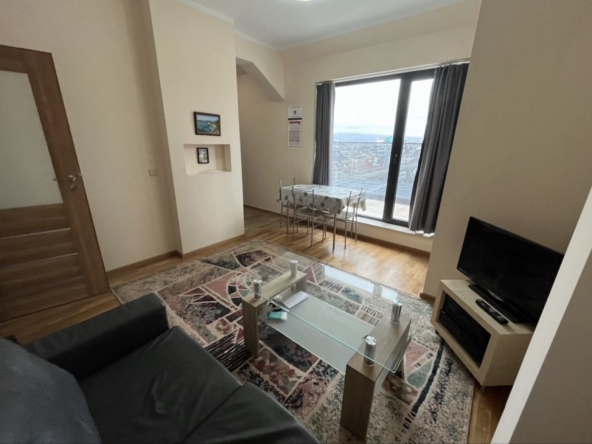 Дава се под наем Двустаен апартамент в София, Лозенец - 60 кв.м за 677.28 € - Снимка #1