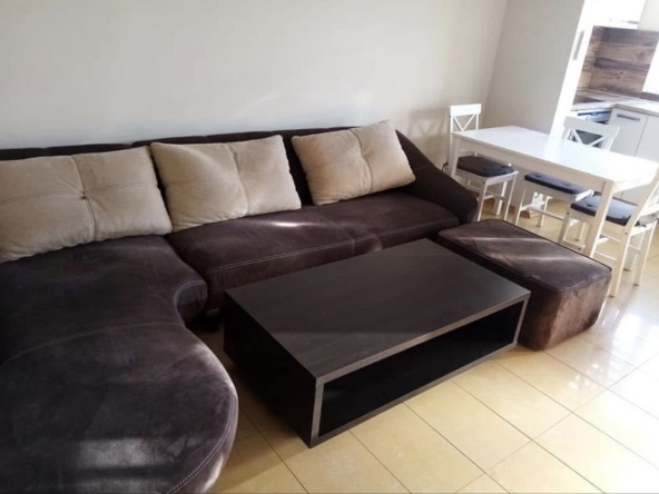 Дава се под наем Тристаен апартамент в Пазарджик, Ставропол - 68 кв.м за 331.5 € - Снимка #1