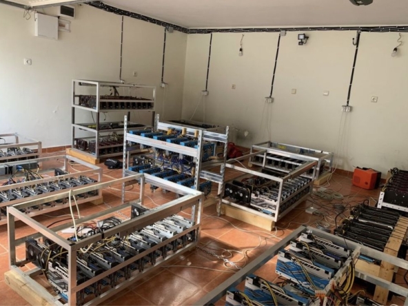 Дава се под наем Хотел в София, Симеоново - 300 кв.м за 51 € - Снимка #1