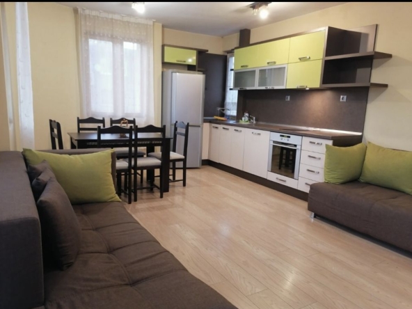 Дава се под наем Тристаен апартамент в Стара Загора, Казански - изток - 80 кв.м за 459 € - Снимка #1