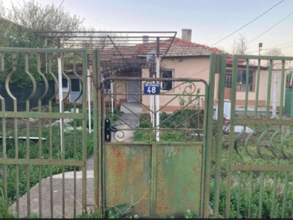 Къща в Добрич, Пинета - 81 кв.м за 441 €/кв.м - Снимка #1