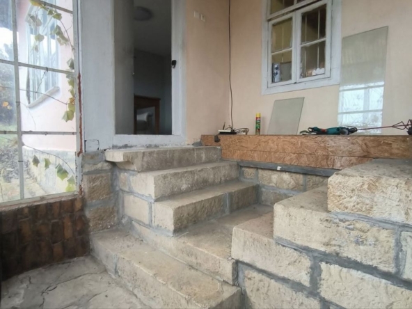 Къща в Разград, Център - 140 кв.м за 200 €/кв.м - Снимка #1