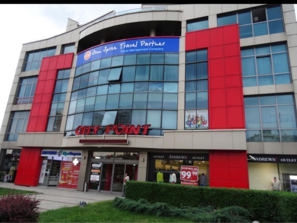 Дава се под наем Офис в София, Младост 1А - 19 кв.м за 255 € - Снимка #1