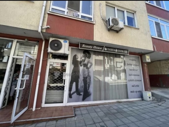 Дава се под наем Офис в Поморие - 80 кв.м за 357 € - Снимка #1