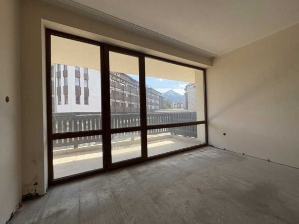 Двустаен апартамент в Банско - 77 кв.м за 590 €/кв.м - Снимка #1