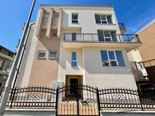 Двустаен апартамент в к.к. Дюни - 50 кв.м за 1350 €/кв.м - Снимка #1