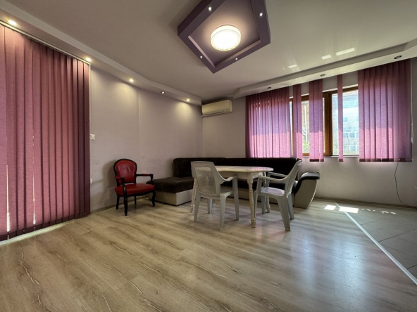Тристаен апартамент в Асеновград - 100 кв.м за 1320 €/кв.м - Снимка #1