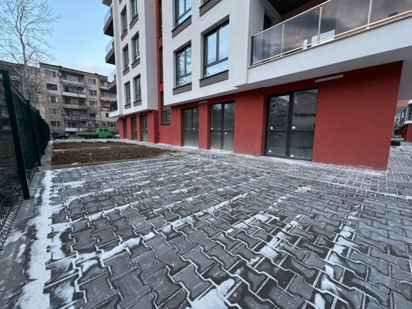 Двустаен апартамент в Пловдив, Кючук Париж - 100 кв.м за 1023 €/кв.м - Снимка #1