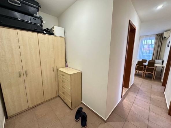 Тристаен апартамент в к.к. Слънчев бряг - 65 кв.м за 1077 €/кв.м - Снимка #1