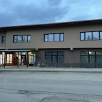 Дава се под наем Магазин в с. Лозен, Област София-град - 30 кв.м за 408 € - Снимка #1