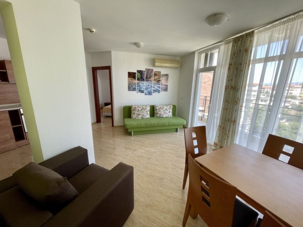 Тристаен апартамент в к.к. Слънчев бряг - 78 кв.м за 1052 €/кв.м - Снимка #1