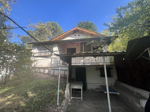 Къща в София, Негован - 500 кв.м за 46 €/кв.м - Снимка #1