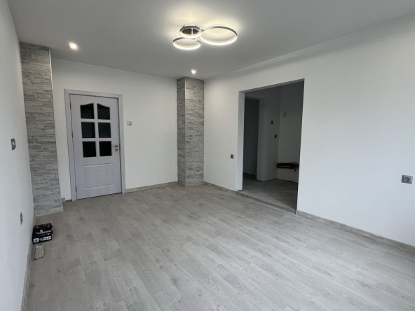 Двустаен апартамент в Добрич, Дунавите - 58 кв.м за 1275 €/кв.м - Снимка #1