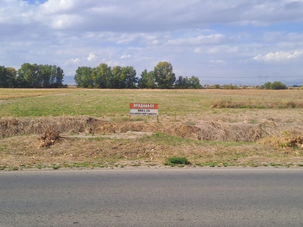 Парцел в с. Братаница, Област Пазарджик - 6886 кв.м за 10 €/кв.м - Снимка #1