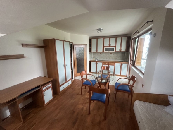 Двустаен апартамент в Варна, Централна поща - 60 кв.м за 3667 €/кв.м - Снимка #1