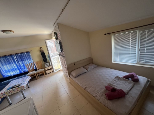 Дава се под наем Едностаен апартамент в Несебър - 56 кв.м за 51 € - Снимка #1