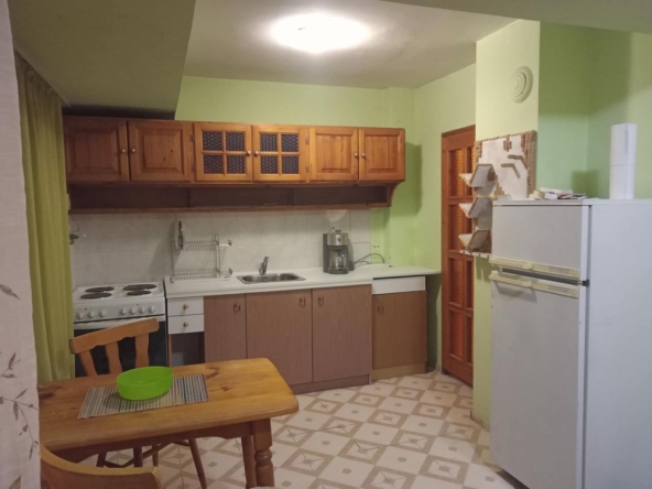 Дава се под наем Тристаен апартамент в Пловдив, Христо Смирненски - 58 кв.м за 382.5 € - Снимка #1