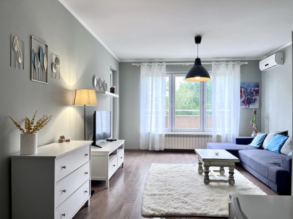 Дава се под наем Двустаен апартамент в София, в.з. Малинова долина - 73 кв.м за 650 € - Снимка #1