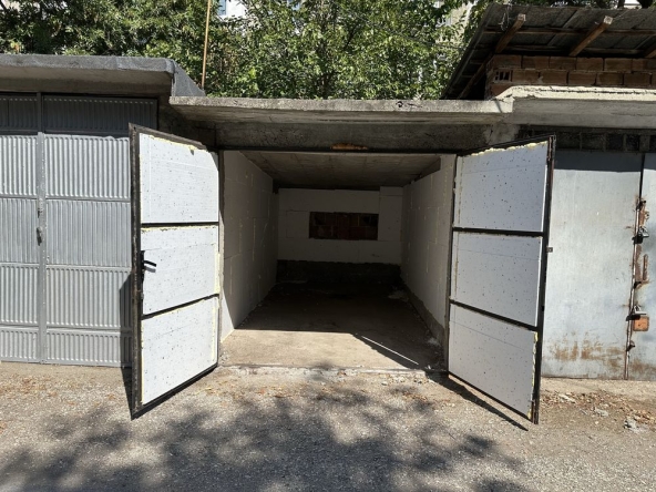 Дава се под наем Гараж / Паркомясто в Видин, Александър Стамболийски - 18 кв.м за 51 € - Снимка #1