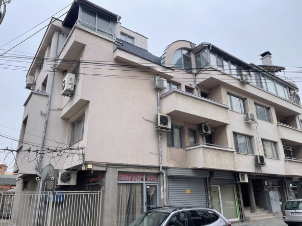 Тристаен апартамент в Асеновград - 106 кв.м за 1651 €/кв.м - Снимка #1