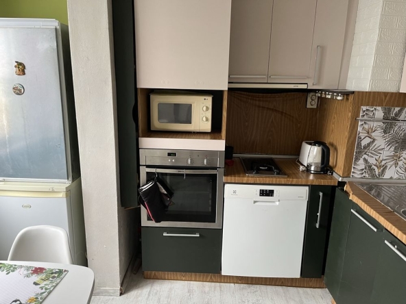 Дава се под наем Двустаен апартамент в Долна Митрополия - 62 кв.м за 204 € - Снимка #1