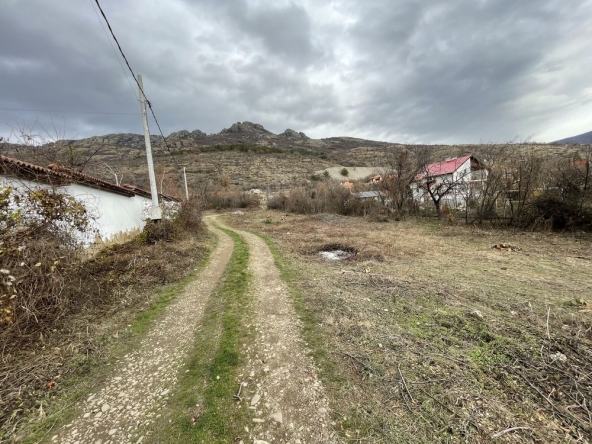 Парцел в Сливен, в.з. Сливен - 640 кв.м за 28 €/кв.м - Снимка #1