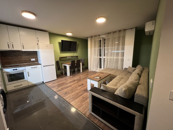 Дава се под наем Тристаен апартамент в София, Надежда 2 - 90 кв.м за 700 € - Снимка #1