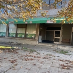 Заведение в с. Веселец, Област Разград - 160 кв.м за 334 €/кв.м - Снимка #1