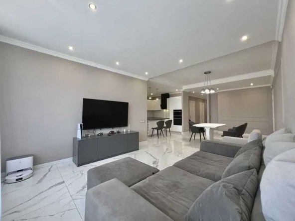 Дава се под наем Двустаен апартамент в София, Център - 55 кв.м за 459 € - Снимка #1