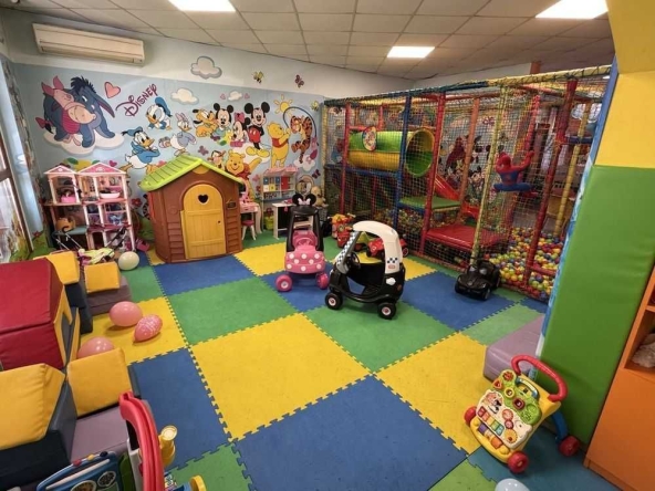 Заведение в Пловдив, Център - 155 кв.м за 115 €/кв.м - Снимка #1