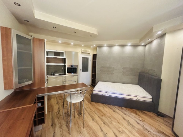 Дава се под наем Едностаен апартамент в София, Дружба 2 - 35 кв.м за 459 € - Снимка #1