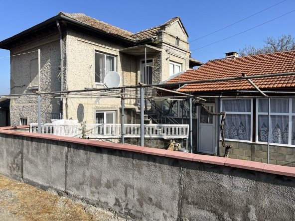 Къща в с. Брестак, Област Варна - 80 кв.м за 538 €/кв.м - Снимка #1